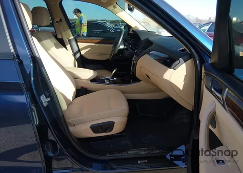 2017 BMW X3 Sdrive28I z USA, uszkodzony, nr VIN 5UXWZ7C59H0T44226